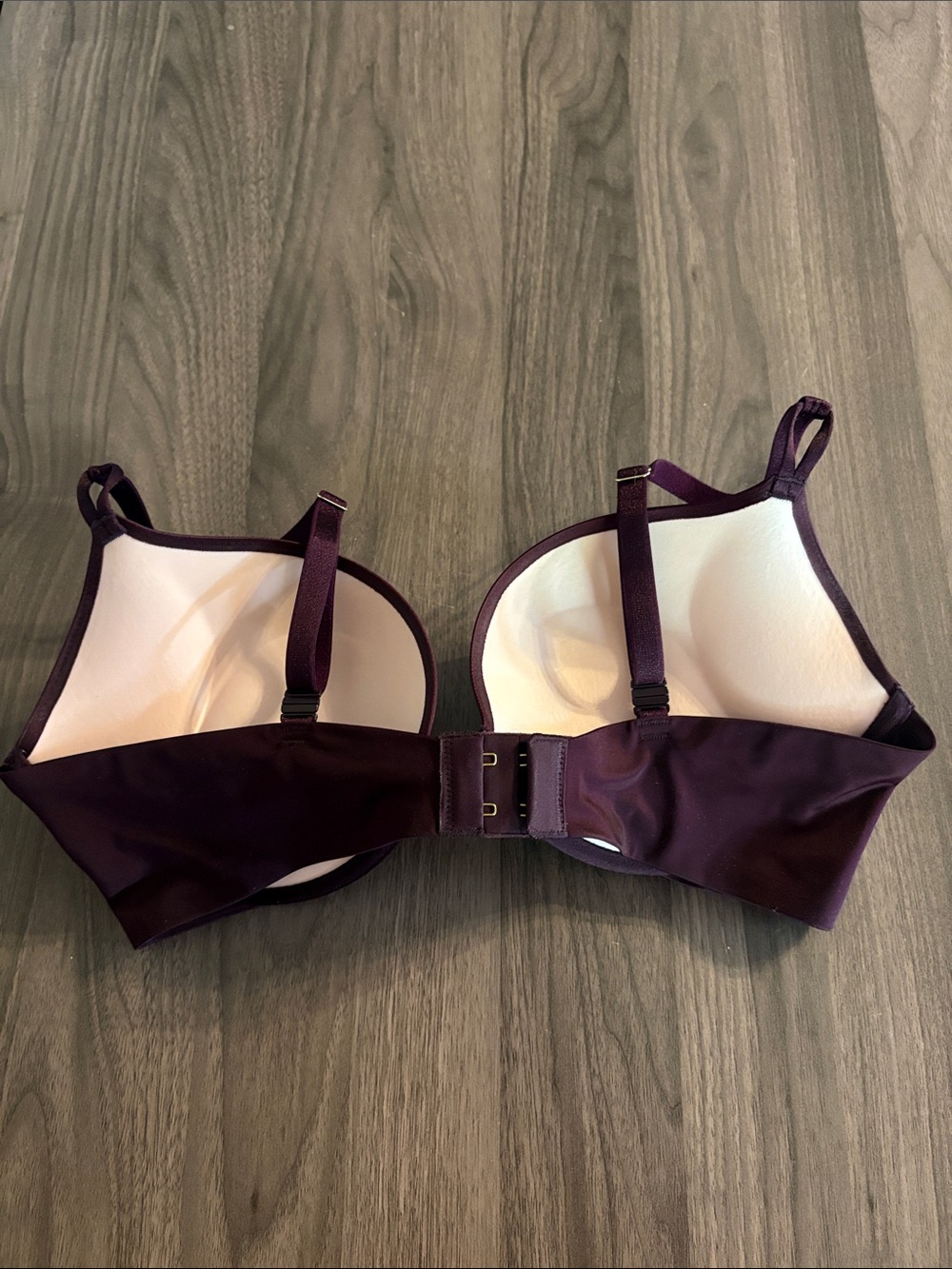Victoria’s Secret | Bombshell Plunge - Picture 5 of 16